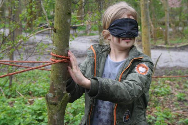 Blinddoek parcours avontuurlijk feestje