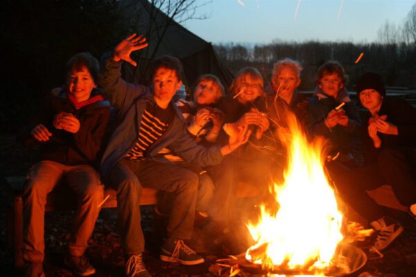 Herfst-kinderfeestje-Almere-kampvuur